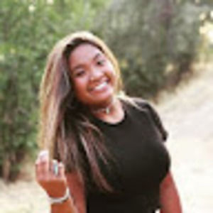 Meet your Posher, Emmalynn